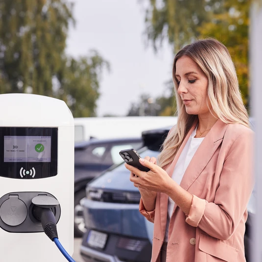 Edenred strengthens its electric charging offering with the acquisition of The Mobility House Solutions